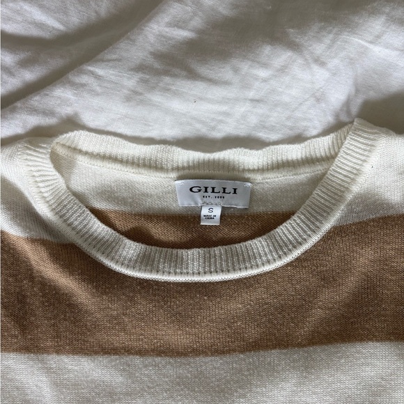 Gilli Cream and Tan Striped Women's Lightweight Flowy Sweater - Picture 3 of 7